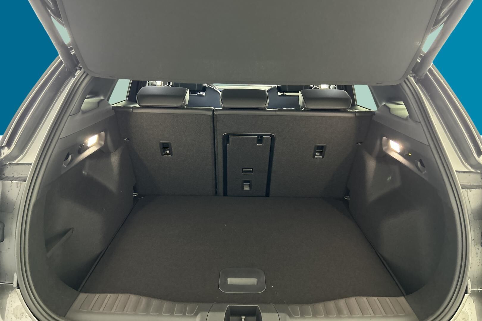 Ford Explorer iso kuva 11