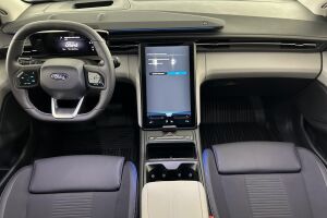 Ford Explorer esikatselu 13