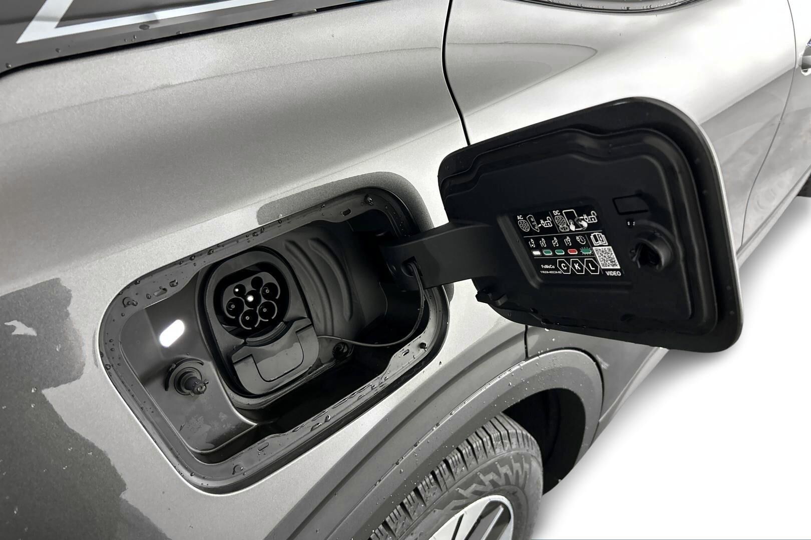 Ford Explorer iso kuva 32