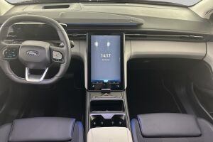 Ford Explorer esikatselu 10