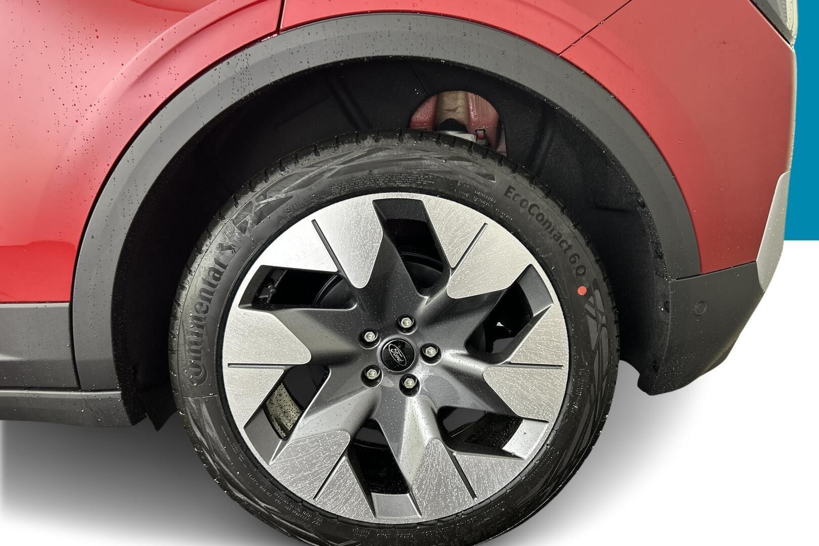 Ford Explorer iso kuva 12