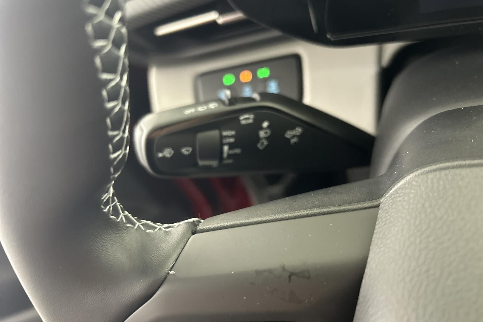 Ford Explorer iso kuva 28