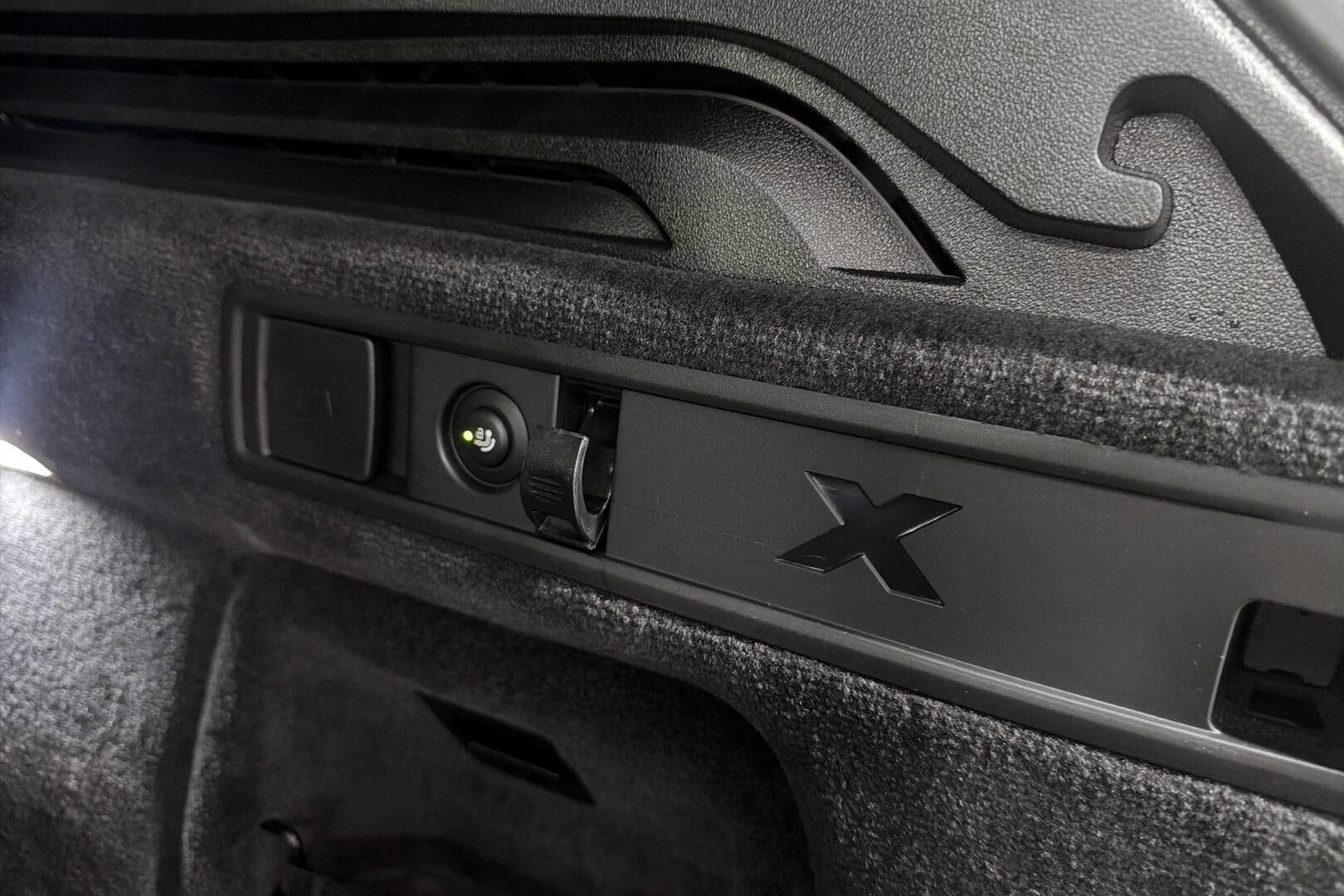 BMW X5 iso kuva 14