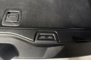 BMW X5 esikatselu 14
