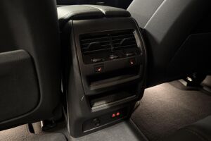 BMW X5 esikatselu 16