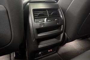 BMW X5 esikatselu 16
