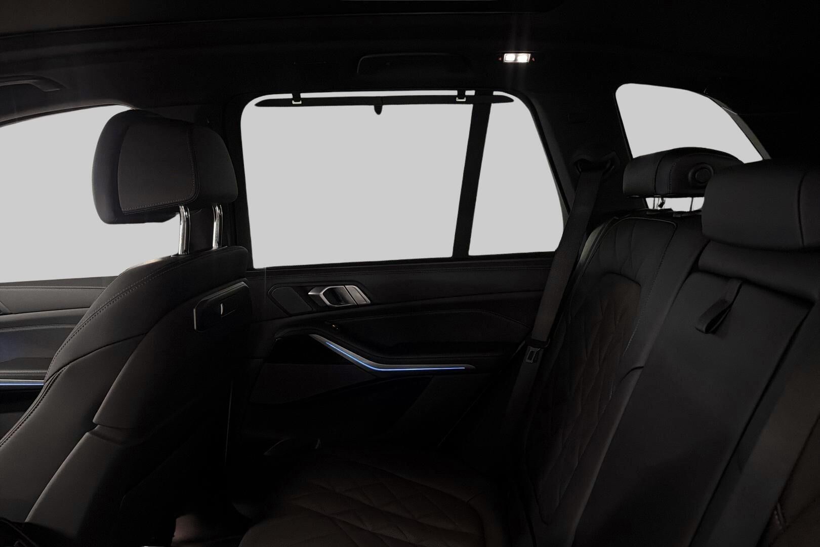 BMW X5 iso kuva 18