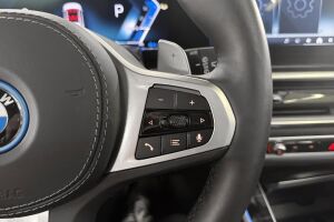 BMW X5 esikatselu 18