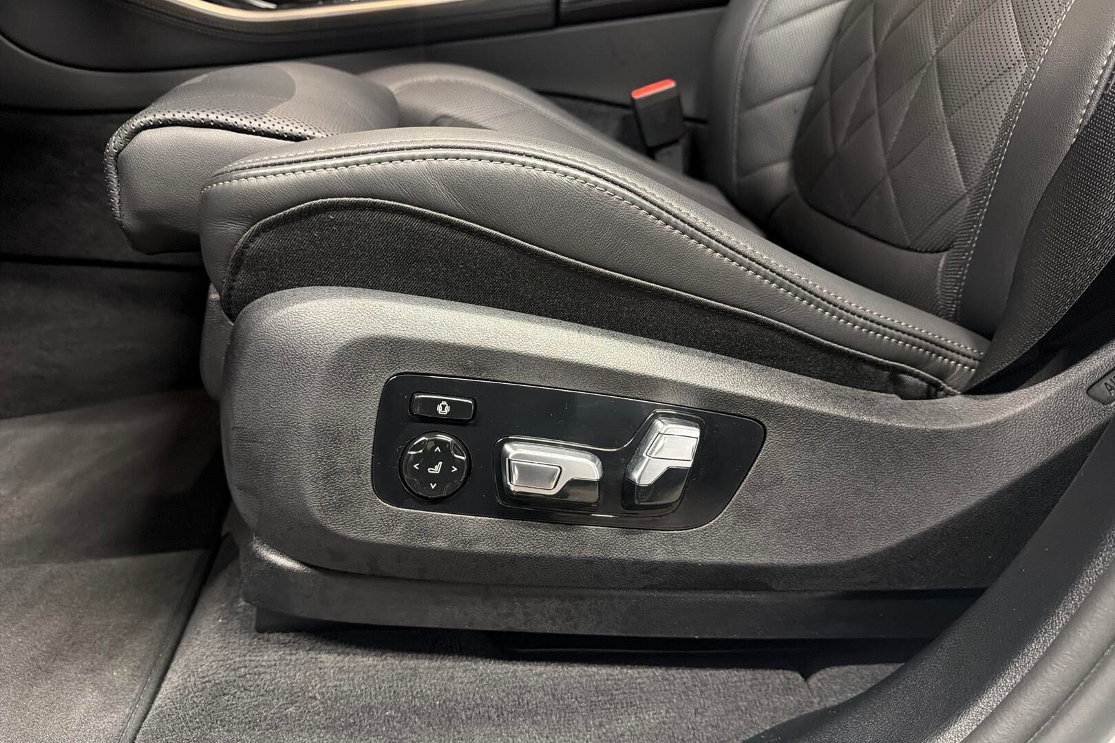 BMW X5 iso kuva 19