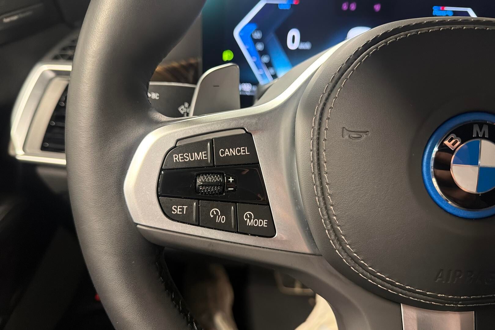 BMW X5 iso kuva 21