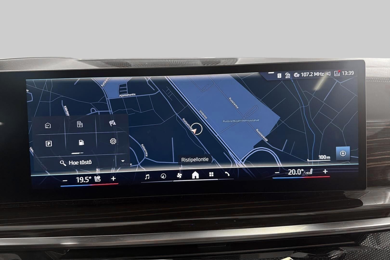 BMW X5 iso kuva 28