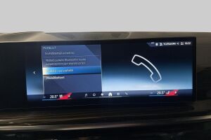 BMW X5 esikatselu 32