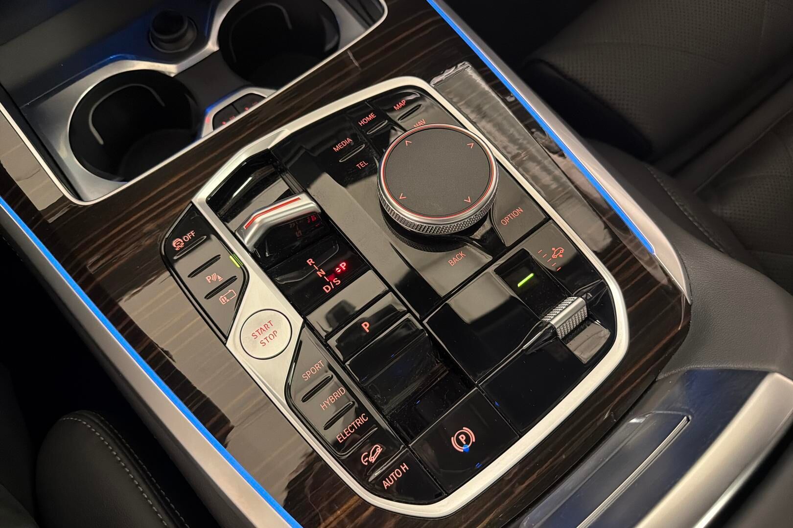 BMW X5 iso kuva 37