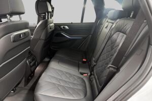 BMW X5 esikatselu 9