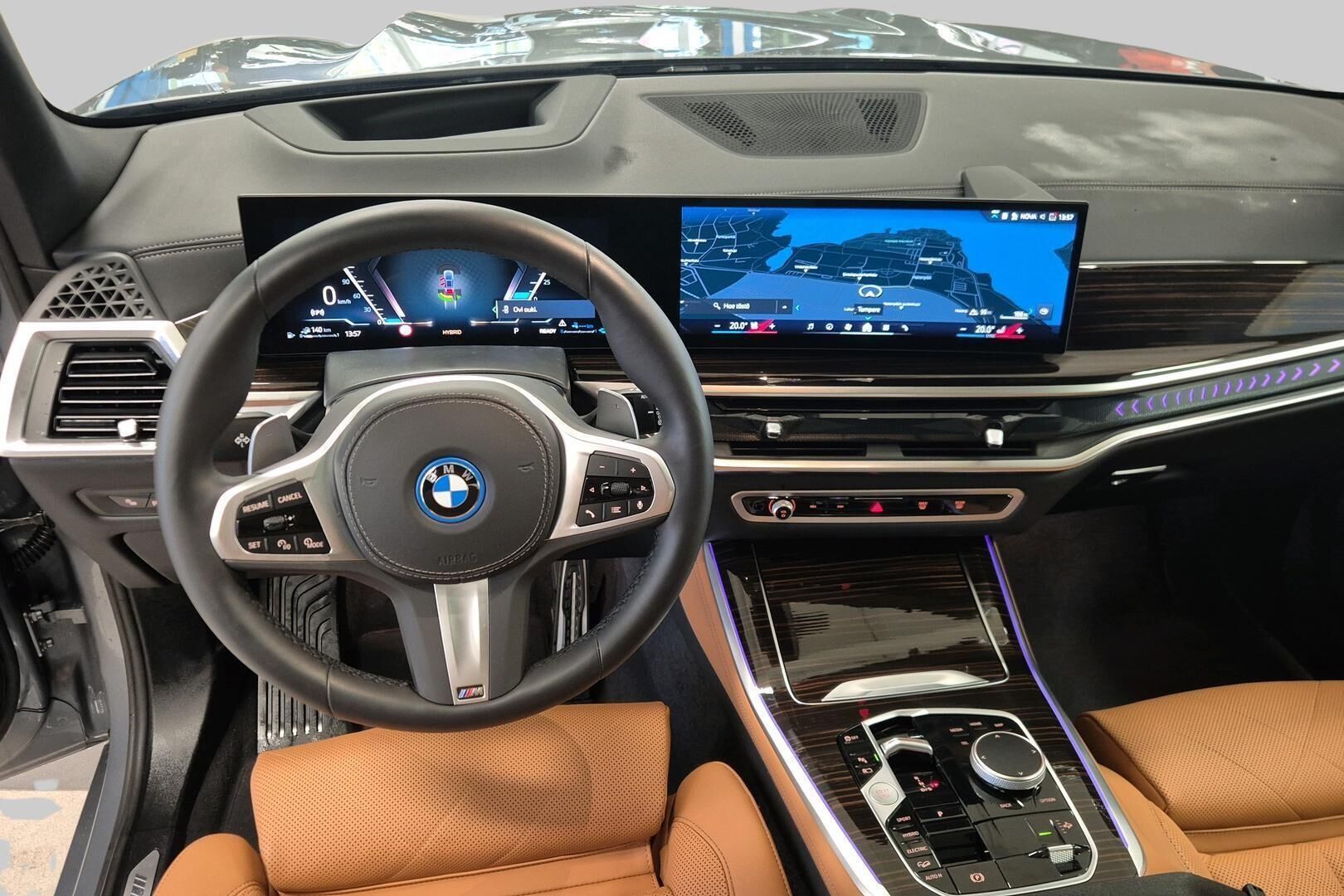 BMW X5 iso kuva 10