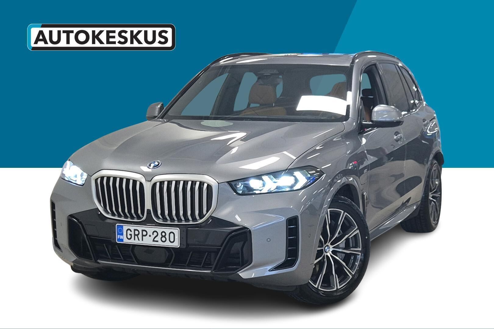 BMW X5 iso kuva 0