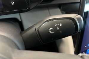 Ford Explorer esikatselu 12