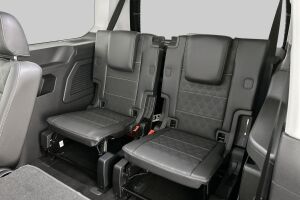 Ford Grand Tourneo Connect esikatselu 13