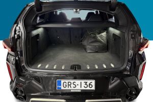 BMW XM esikatselu 10