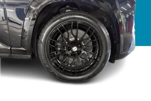 BMW XM esikatselu 34