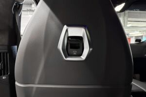 BMW XM esikatselu 13