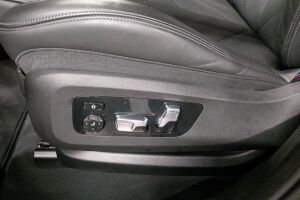 BMW XM esikatselu 6