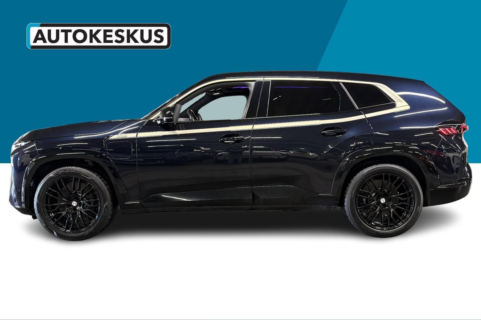 BMW XM iso kuva 33