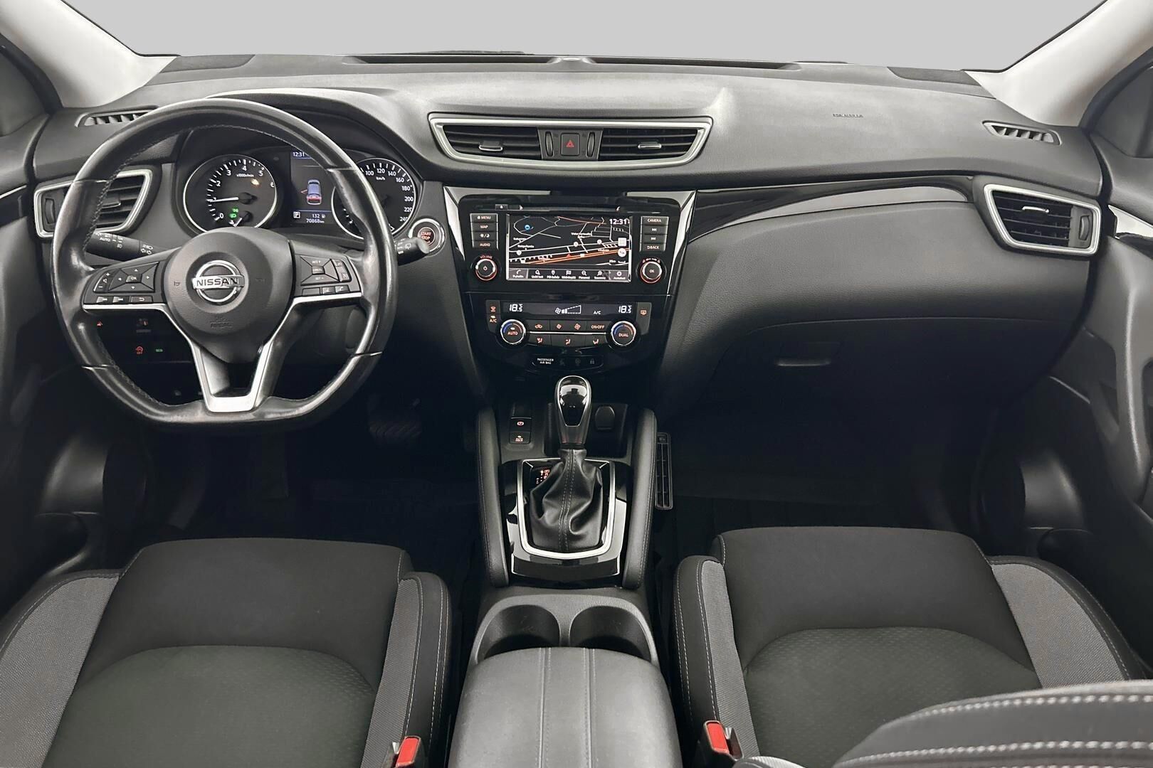 Nissan Qashqai iso kuva 11