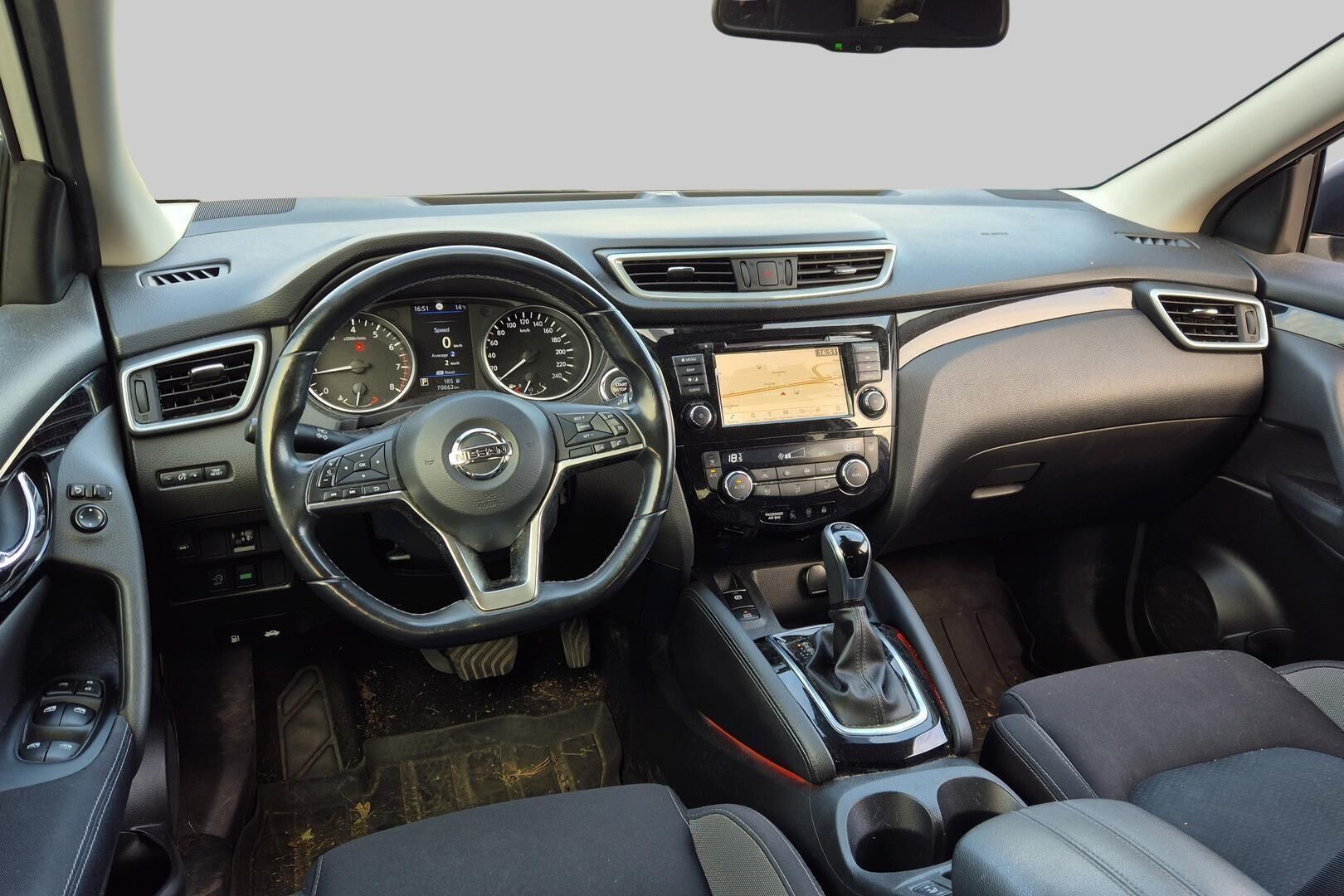 Nissan Qashqai iso kuva 2
