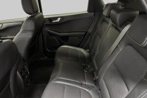 Ford Kuga esikatselu 10