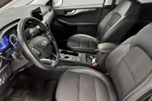 Ford Kuga esikatselu 9