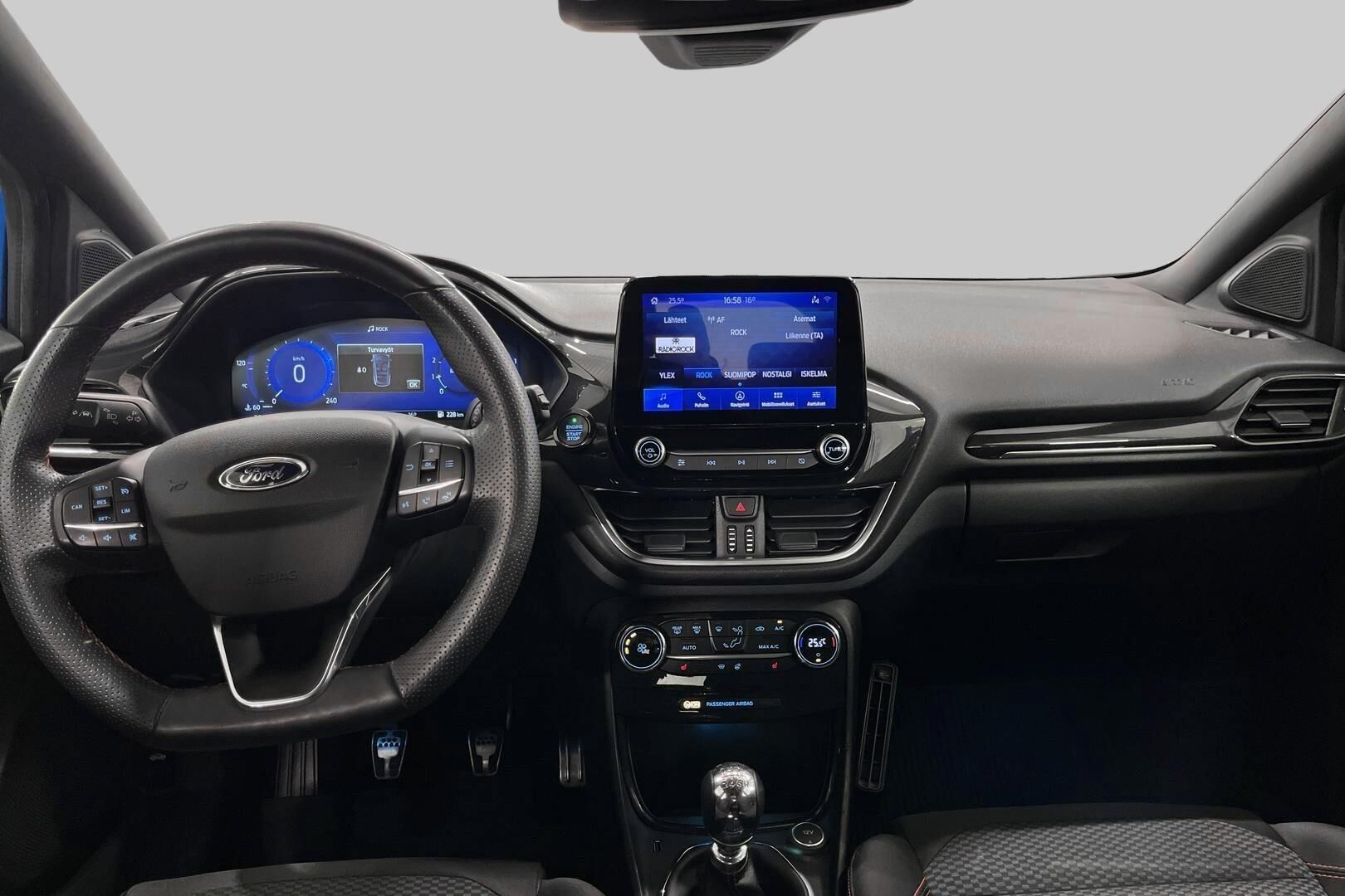 Ford Puma iso kuva 9