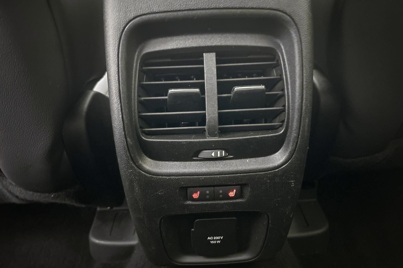 Ford Kuga iso kuva 14