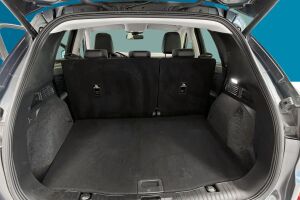 Ford Kuga esikatselu 12