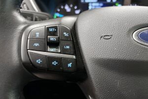 Ford Kuga esikatselu 20