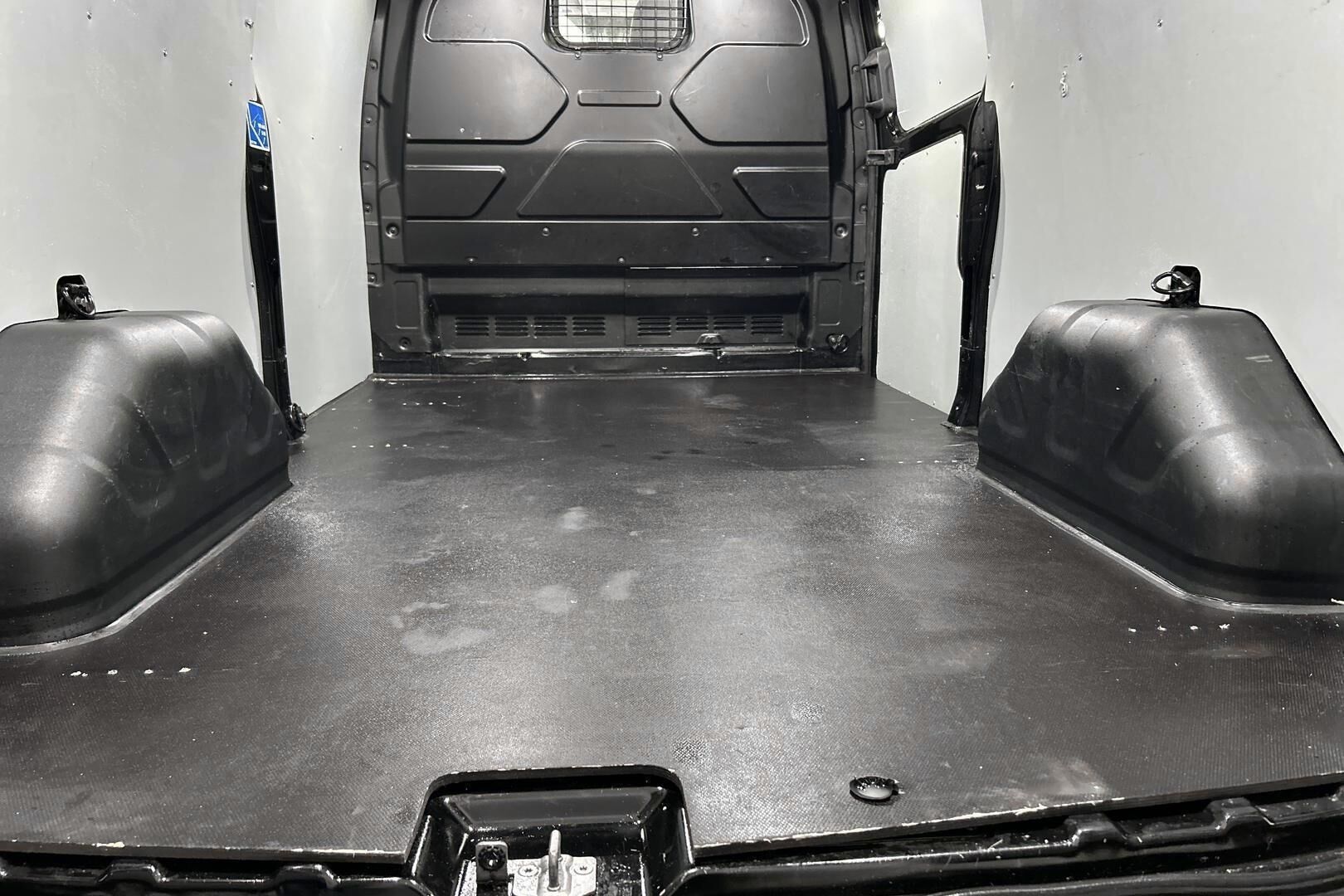 Ford Transit Custom iso kuva 11