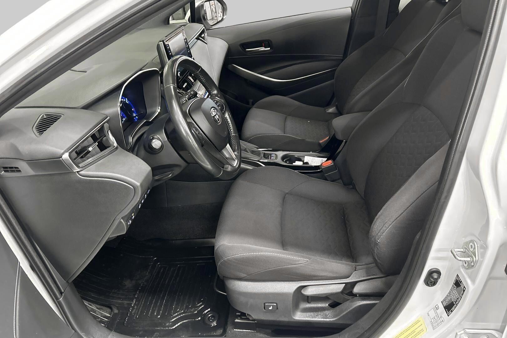 Toyota Corolla iso kuva 7