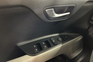 Kia Stonic esikatselu 29