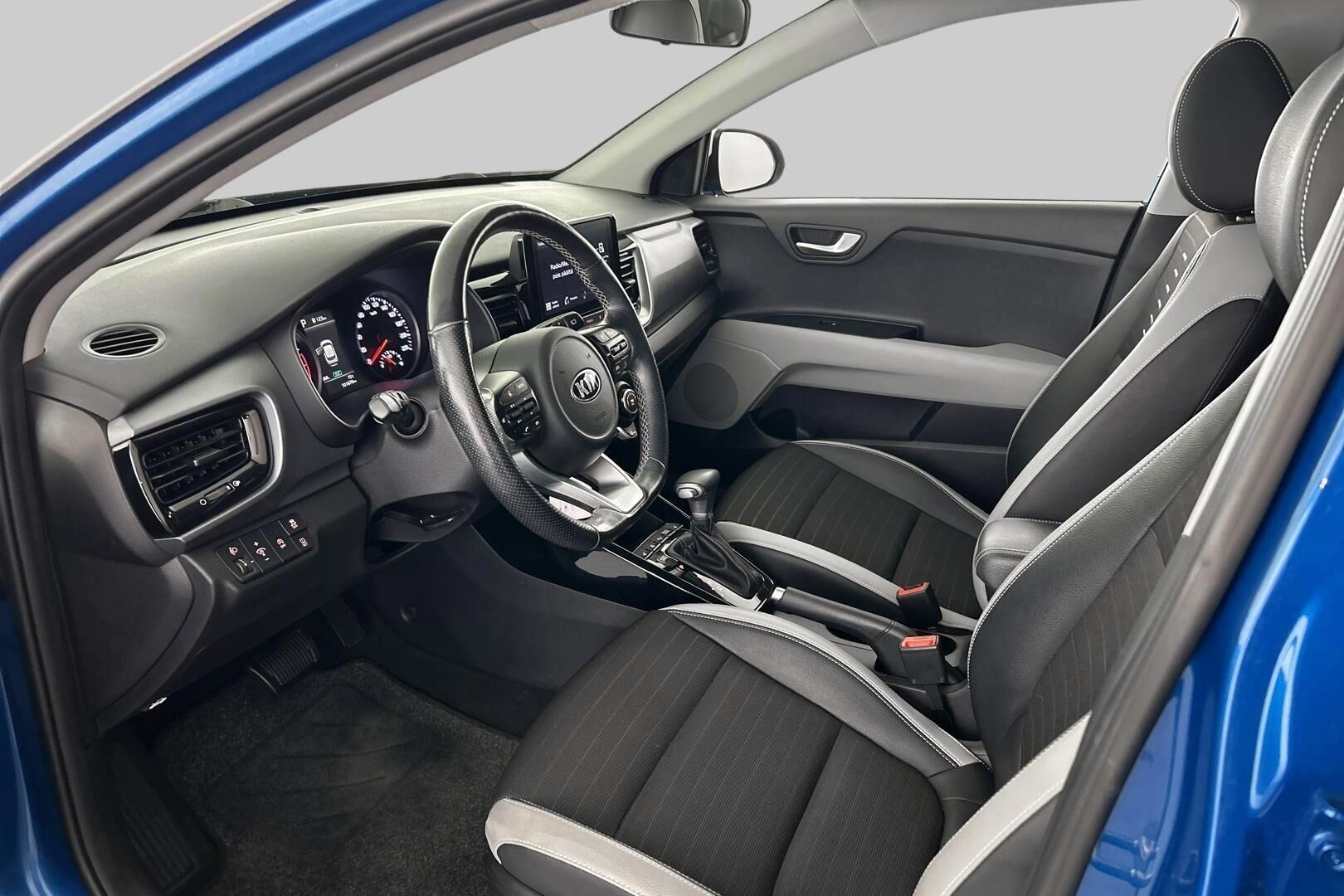 Kia Stonic iso kuva 7