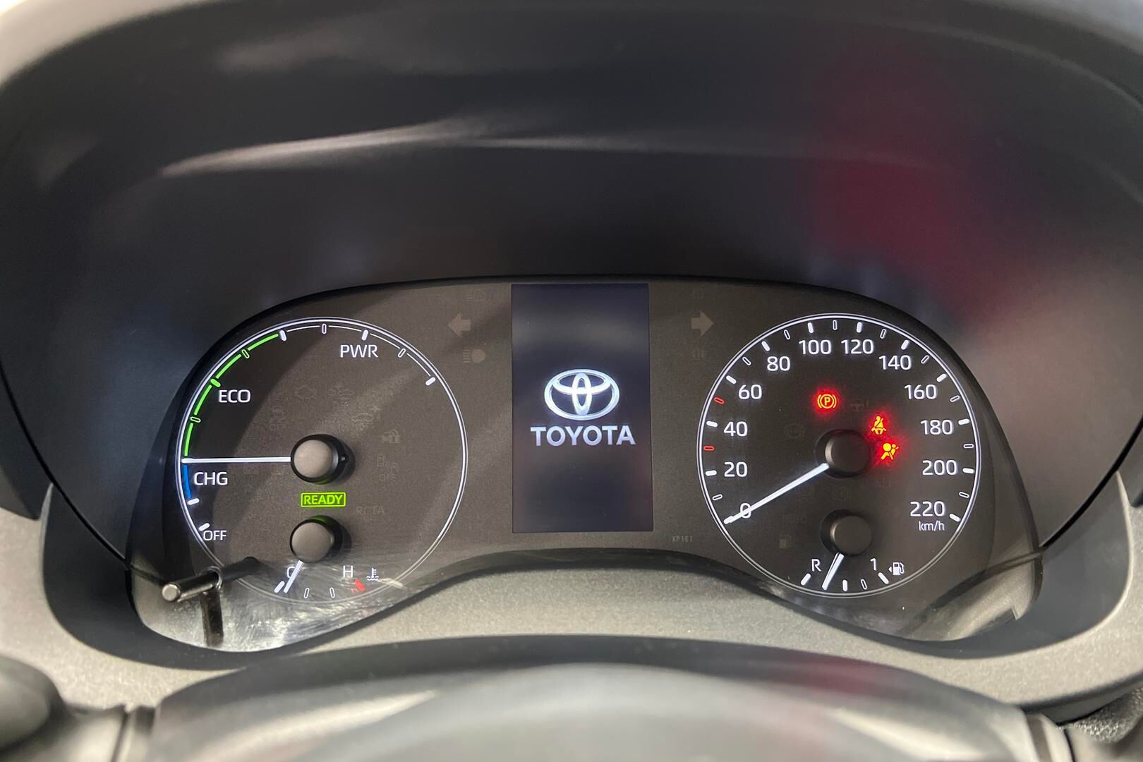 Toyota Yaris iso kuva 14