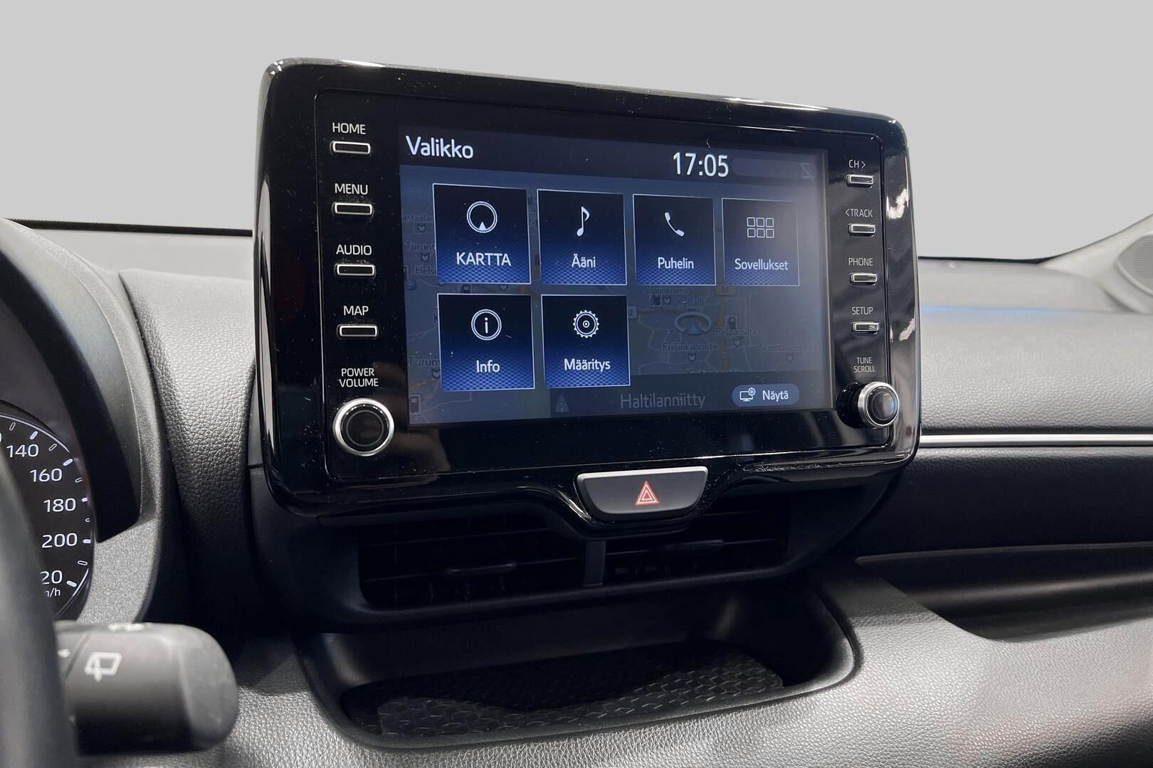 Toyota Yaris iso kuva 17