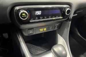 Toyota Yaris esikatselu 18