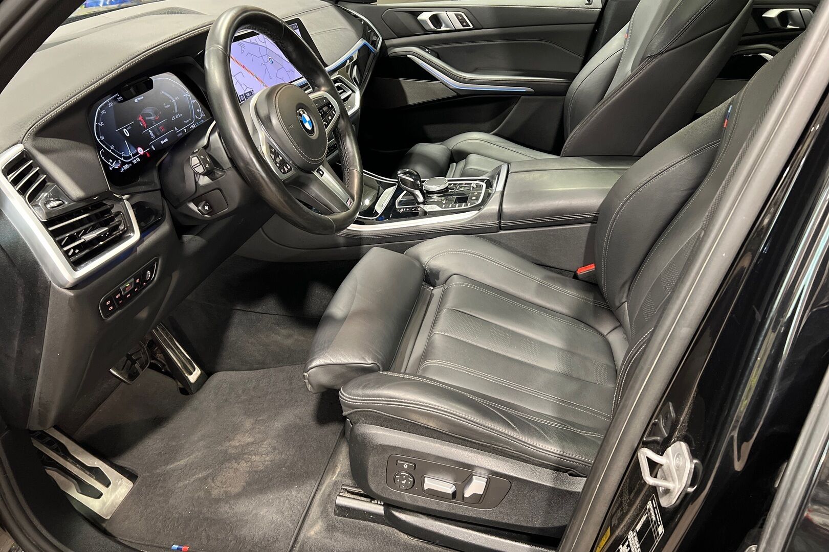 BMW X5 iso kuva 7