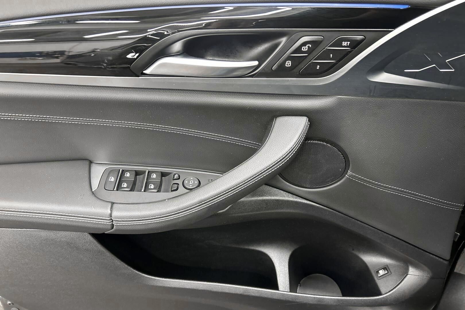 BMW X3 iso kuva 21