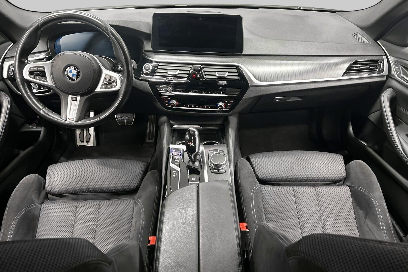 BMW 5-sarja iso kuva 11