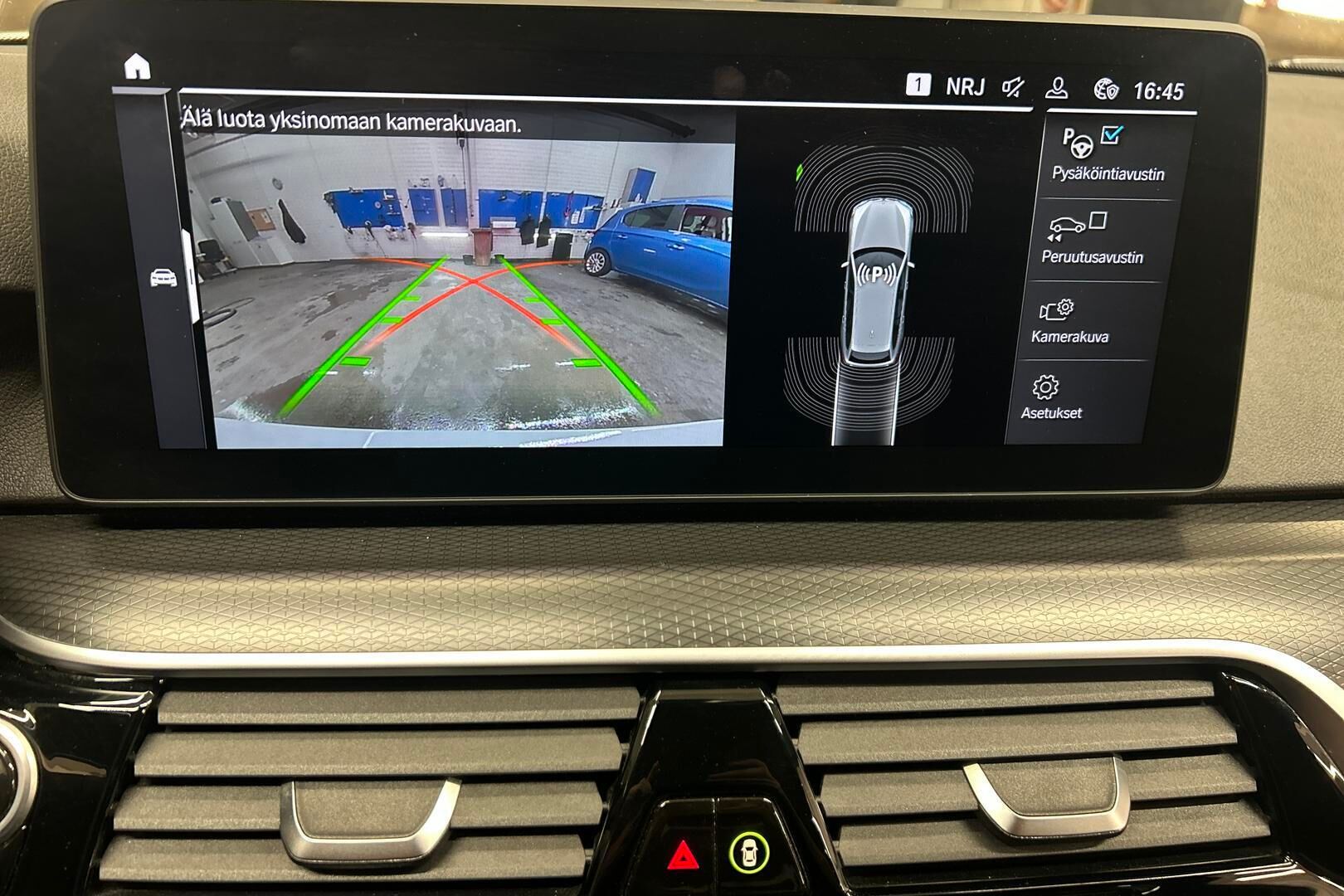 BMW 5-sarja iso kuva 17