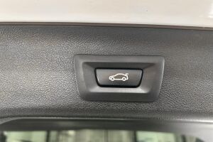 BMW 5-sarja esikatselu 32