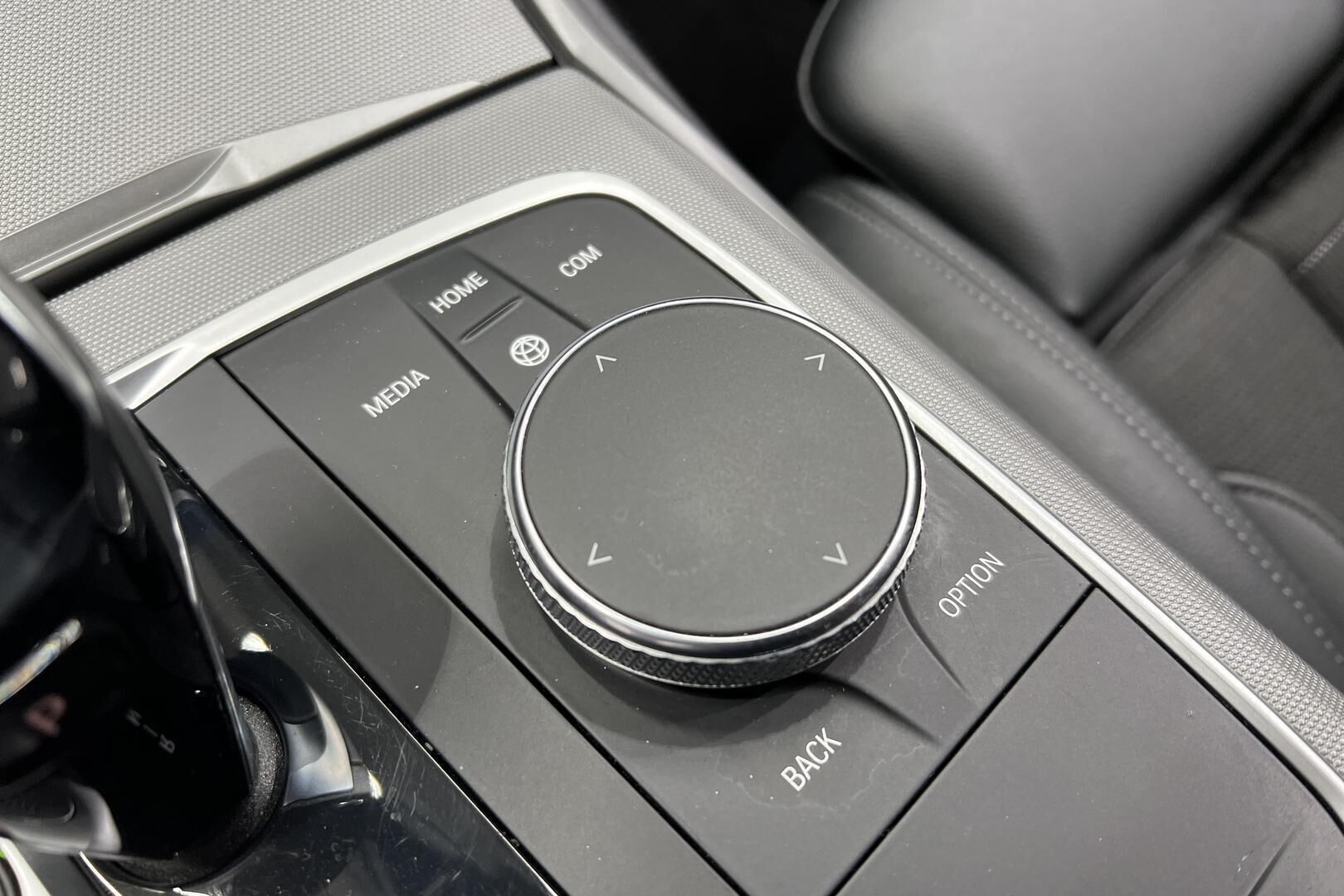 BMW 3-SARJA iso kuva 22