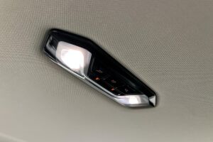 BMW 3-SARJA esikatselu 25