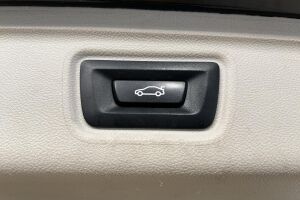 BMW 3-SARJA esikatselu 27